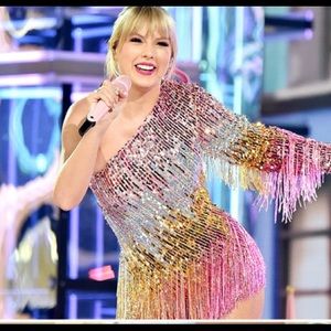 ‼️‼️TAYLOR SWIFT STYLE DRESS‼️‼️